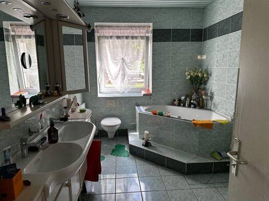 Einfamilienhaus zum Kauf 595.000 € 4 Zimmer 120 m² 1.088 m² Grundstück Dramburger Straße 52 Biesdorf Berlin 12683