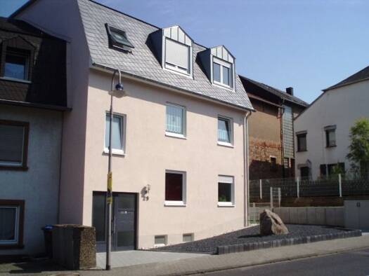 Wohnung zur Miete 810 € 3 Zimmer 94 m² frei ab 01.05.2026 Wiltingerstraße 29 Konz 54329