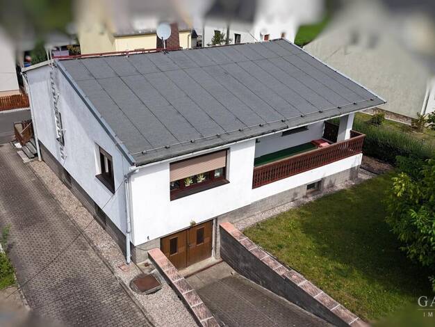 Einfamilienhaus zum Kauf 189.500 € 3 Zimmer 106 m² 840 m² Grundstück frei ab sofort Geringswalde 09326