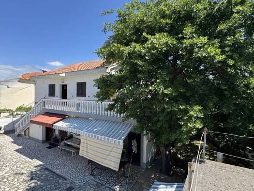 Einfamilienhaus zum Kauf 520.000 € 7 Zimmer 587 m² Dobrinj 51514