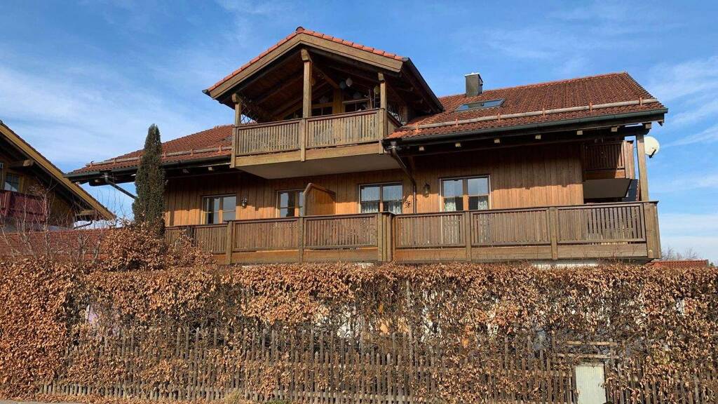 Wohnung zum Kauf 295.000 € 2 Zimmer 61,4 m² 1. Geschoss frei ab sofort Forststr. 1 Kolbermoor 83059