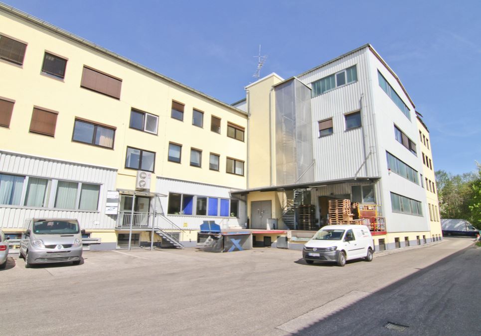 Lagerhalle zur Miete 8 € 156,7 m²<br/>Lagerfläche Hochbrück Garching 85748