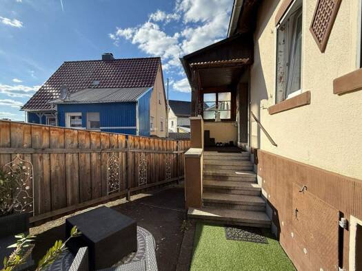 Einfamilienhaus zum Kauf provisionsfrei 230.000 € 5 Zimmer 128 m² 218 m² Grundstück frei ab sofort Friedhofstraße 1 Eidengesäß Linsengericht 63589