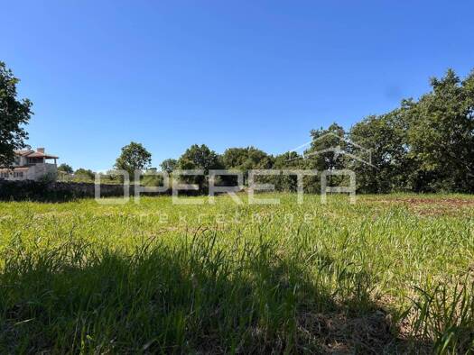 Wohn- und Gewerbegrundstück zum Kauf 272.300 € Kanfanar 52352