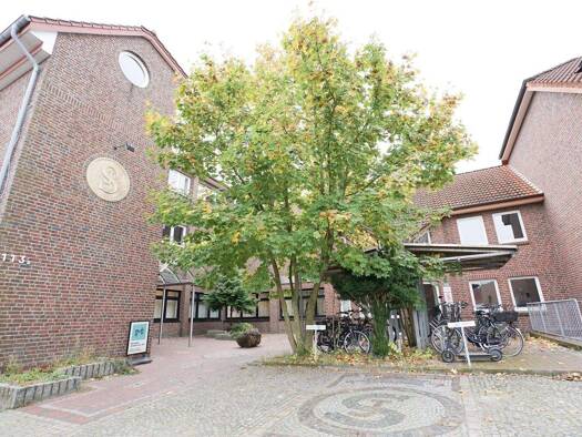 Bürofläche zur Miete 13 Zimmer 385 m² Bürofläche Kreyenbrück Oldenburg 26133