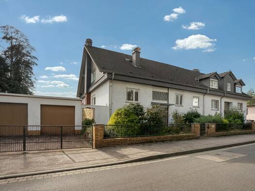 Doppelhaushälfte zum Kauf 575.000 € 7 Zimmer 228 m² 576 m² Grundstück Dörnigheim Maintal 63477