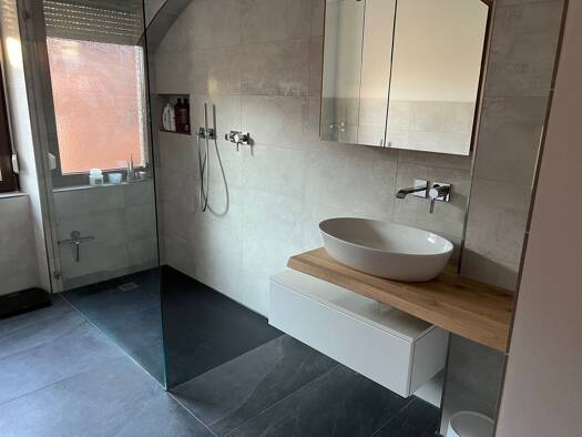 Wohnung zur Miete 1.200 € 3,5 Zimmer 98 m² Geschoss 1/2 frei ab 01.06.2026 Schniegling Nürnberg 90427