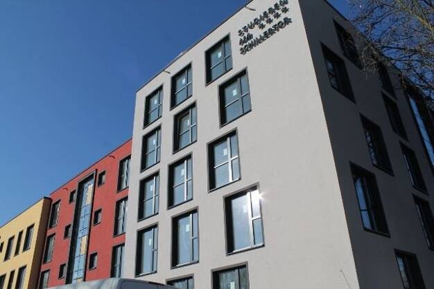 Wohnung zur Miete 680 € 2 Zimmer 74,7 m² frei ab sofort Nord-Holland Kassel 34117
