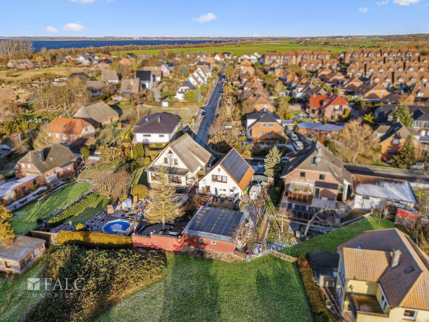 Einfamilienhaus zum Kauf - Mehr