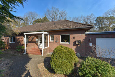 Bungalow zum Kauf 380.000 € 4 Zimmer 150 m² 871 m² Grundstück Kneippweg 28 Munster Munster 29633