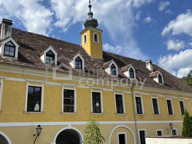 Sonstiges zum Kauf als Kapitalanlage geeignet 2.590.000 € 4.335 m² Grundstück Krems an der Donau 3500