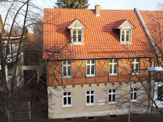 Doppelhaushälfte zum Kauf 80.000 € 10 Zimmer 204 m² 572 m² Grundstück Ballenstedt Ballenstedt 06493