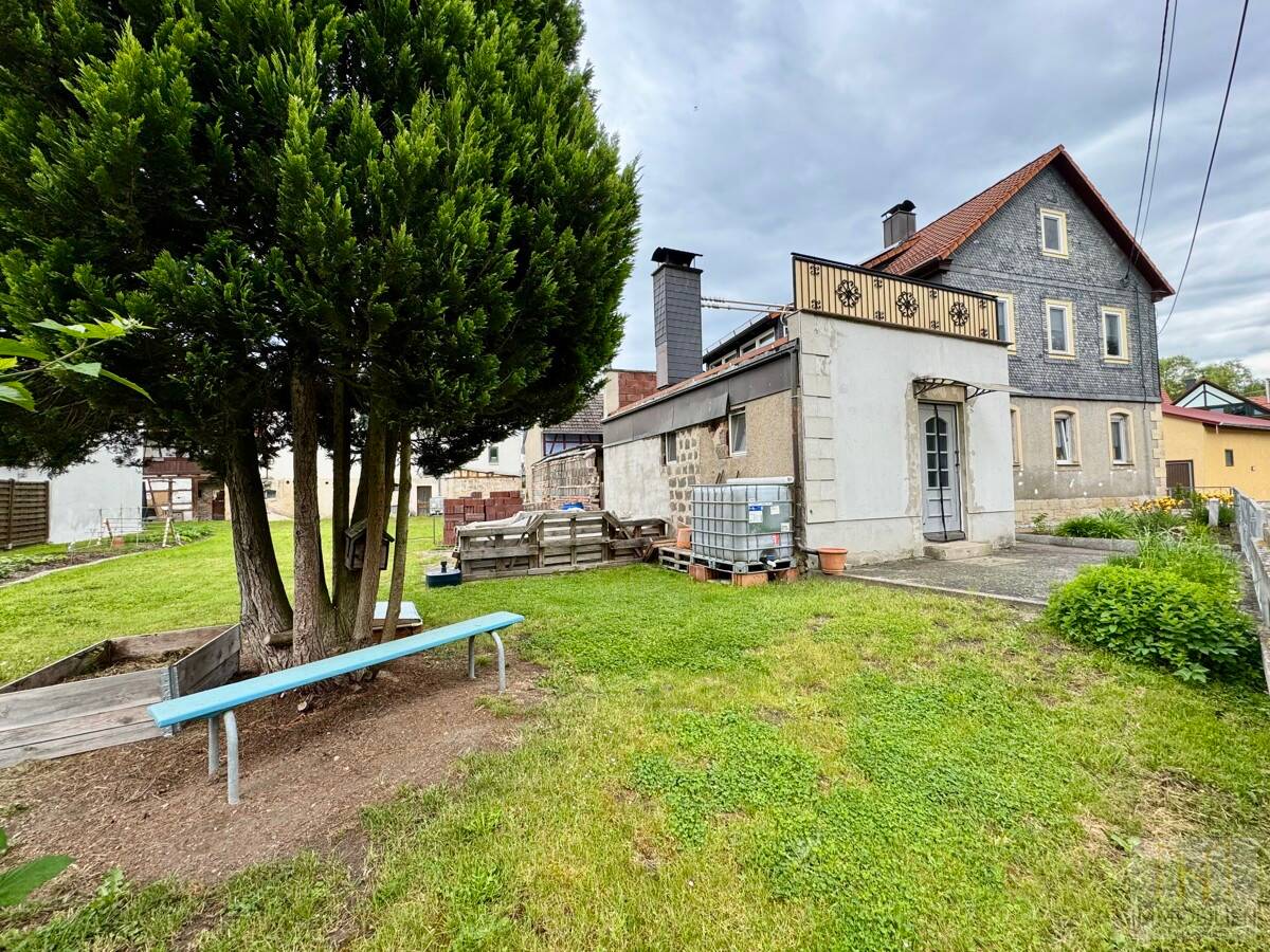 Immobilie in Rudolstadt - Großes Haus für große Pläne – Wohnen mit Hof, Scheune und Gartenparadies - Bild 0