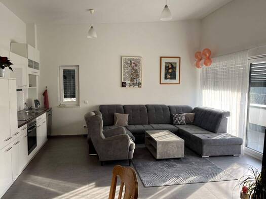 Wohnung zur Miete 885 € 3 Zimmer 68,1 m² 2 Geschosse frei ab 01.03.2026 Westerwaldstraße 86 Uckerath Hennef (Sieg) 53773