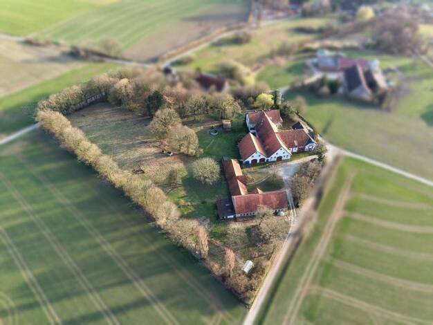 Einfamilienhaus zum Kauf 1.215.000 € 25 Zimmer 860,7 m² 20.076 m² Grundstück Kleekamp Borgholzhausen 33829