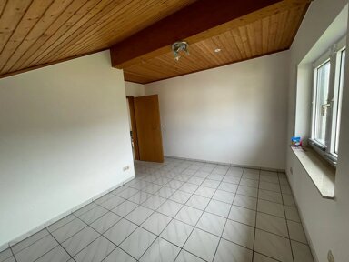 Wohnung zum Kauf provisionsfrei 132.000 € 4 Zimmer 116 m² frei ab sofort E.-G.-Steinmetz-Straße Usingen Usingen 61250