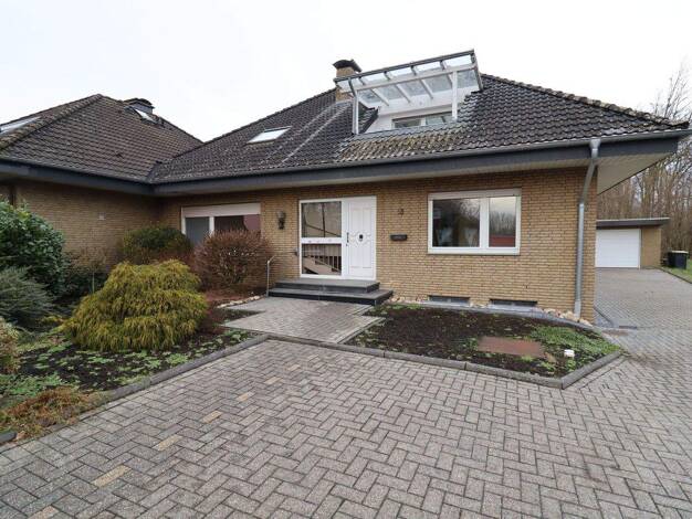 Wohnung zur Miete 761 € 3 Zimmer 87 m² 1. Geschoss frei ab 01.01.2026 Bad Rothenfelde 49214