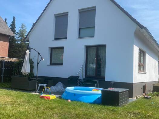 Einfamilienhaus zur Miete 2.400 € 5 Zimmer 135 m² 535 m² Grundstück frei ab 10.11.2026 Meckelfeld Seevetal 21217