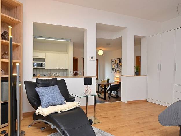 Wohnung zur Miete auf Zeit 995 € 1,5 Zimmer 40 m² frei ab 01.08.2026 Frauenland Würzburg 97074