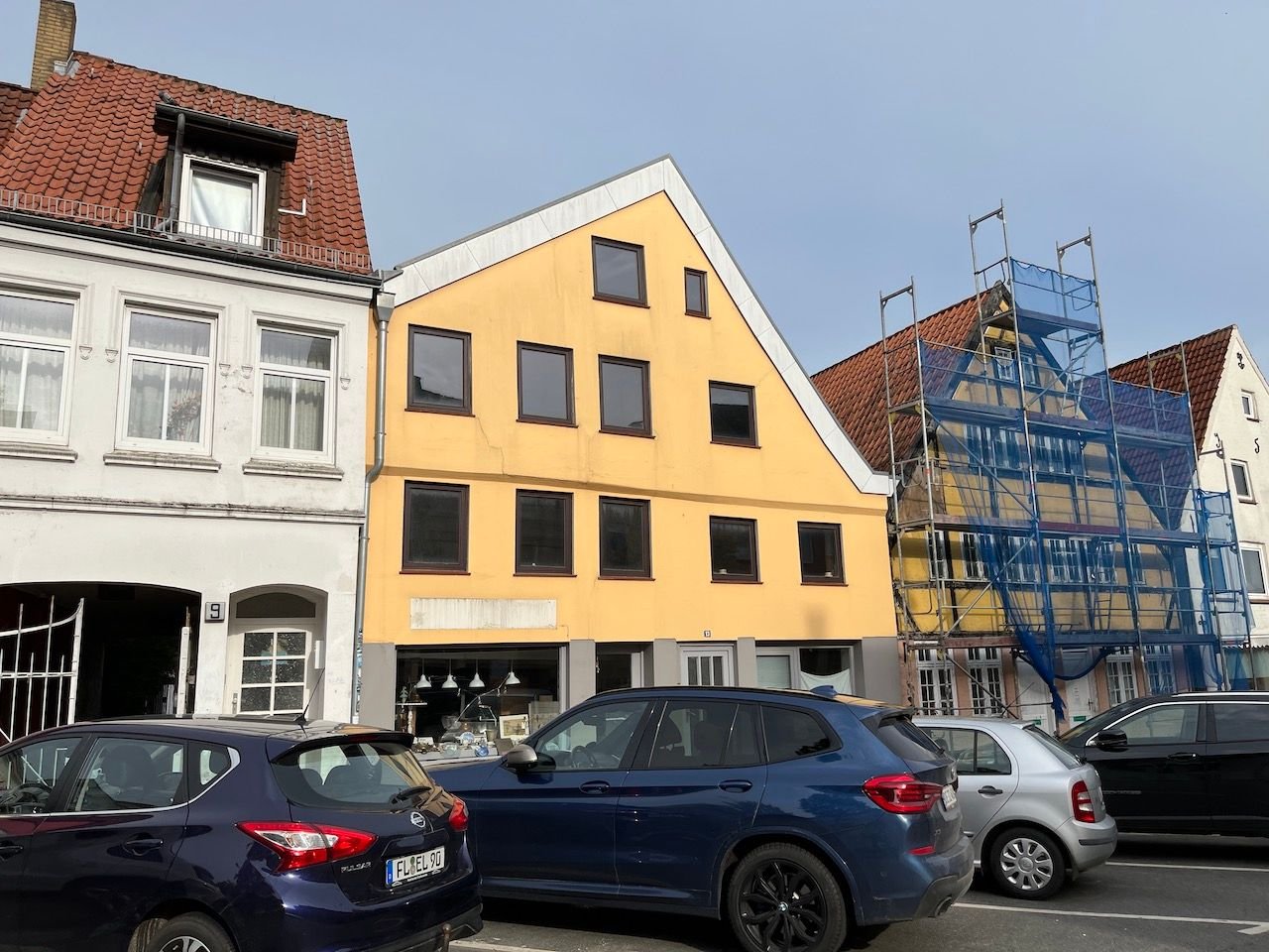 Mehrfamilienhaus zum Kauf 239.000 € 231 m²<br/>Wohnfläche 210 m²<br/>Grundstück Neue Straße 11/13 Altstadt - Nordertor Flensburg 24937