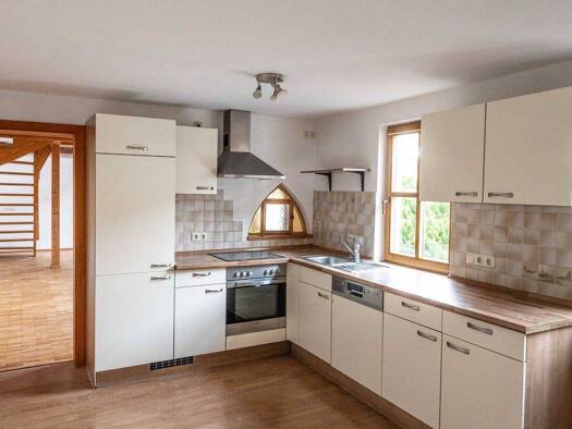 Maisonette zur Miete 590 € 2,5 Zimmer 77 m² Geschoss EG/3 frei ab 01.04.2026 Haßfurt 97437