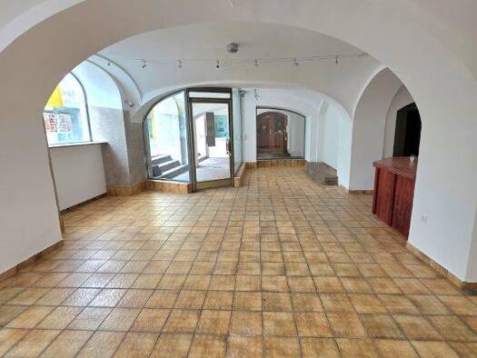 Laden zur Miete 400 € 82 m² Verkaufsfläche Bambergerstrasse Wolfsberg 9400