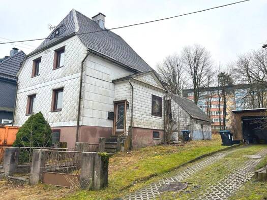 Einfamilienhaus zum Kauf provisionsfrei 59.000 € 120 m² frei ab sofort Neuhaus Neuhaus am Rennweg 98724