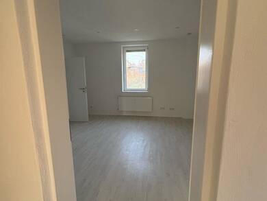 Wohnung zur Miete 510 € 1 Zimmer 25 m² Schiffweiler Schiffweiler 66578