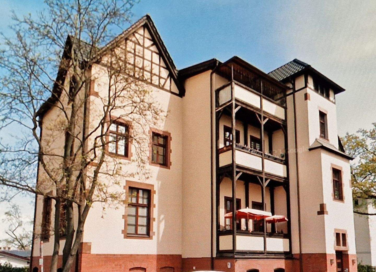 Property thumbnail 2