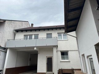 Einfamilienhaus zur Miete 1.300 € 7 Zimmer 165 m²<br/>Wohnfläche ab sofort<br/>Verfügbarkeit Hambrücken 76707