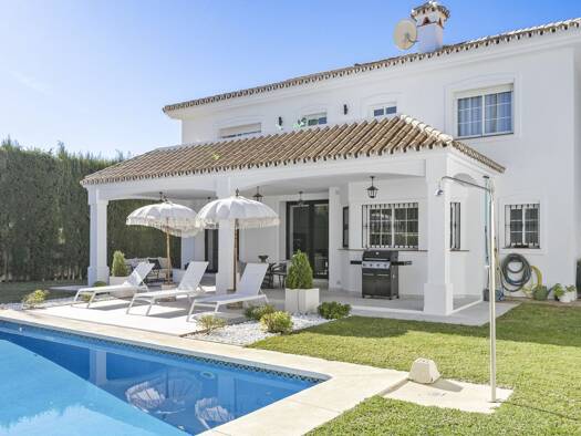 Haus zum Kauf 999.000 € 208 m² 814 m² Grundstück Mijas Costa 29649