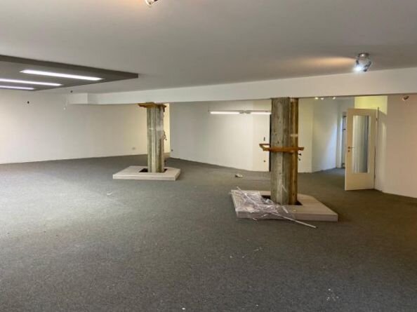 Bürofläche zur Miete 880 € 4 Zimmer 176 m²<br/>Bürofläche Pettendorf Pettendorf 93186