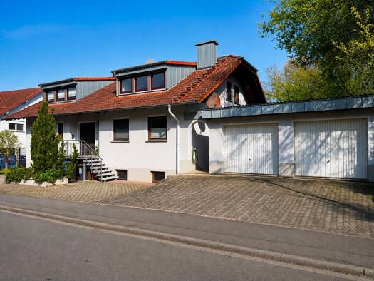 Mehrfamilienhaus zum Kauf 465.000 € 11 Zimmer 339 m² 1.429 m² Grundstück frei ab sofort Bimbach Großenlüder 36137