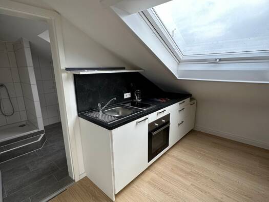 Wohnung zur Miete 495 € 1 Zimmer 39 m² Geschoss 2/3 frei ab 01.04.2026 Ostpreussenstraße 11 Neckartenzlingen 72654