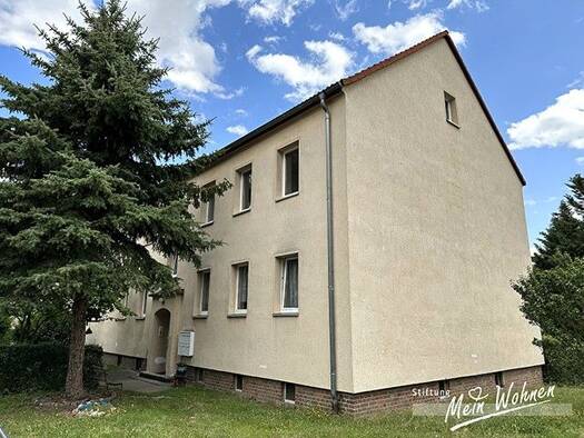 Wohnung zur Miete 350 € 3 Zimmer 63 m² 1. Geschoss frei ab 01.10.2026 Straße des Aufbaus 4 Profen Elsteraue 06729