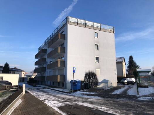 Wohnung zur Miete 920 € 2 Zimmer 77,5 m² Geschoss 3/4 frei ab 01.02.2026 Leihgestern Linden 35440