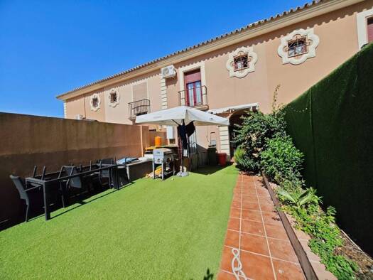 Reihenhaus zum Kauf 330.000 € 3 Zimmer 149 m² La Línea de la Concepción 11315