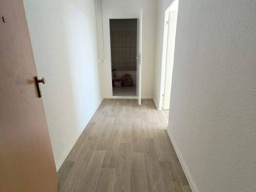 Wohnung zur Miete 304 € 2 Zimmer 42,1 m² 4. Geschoss frei ab sofort Max-Herm-Straße 23 Hohenstücken Brandenburg an der Havel 14772