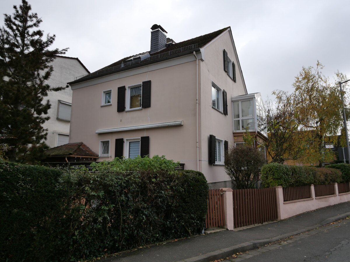 Mehrfamilienhaus zum Kauf 749.000 € 5 Zimmer 171 m²<br/>Wohnfläche 676 m²<br/>Grundstück Wolfsfeld Wiesbaden 65191