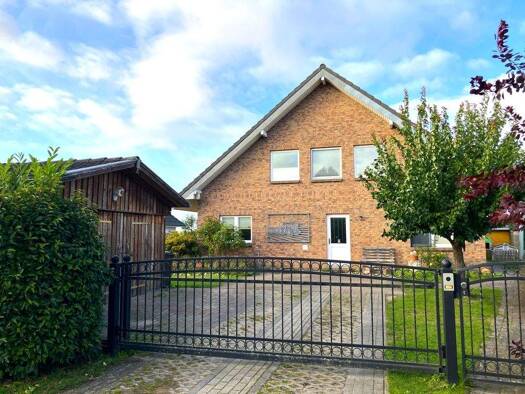 Einfamilienhaus zum Kauf 470.000 € 7 Zimmer 213 m² 5.612 m² Grundstück Göldenitz Rukieten / Göldenitz 18258