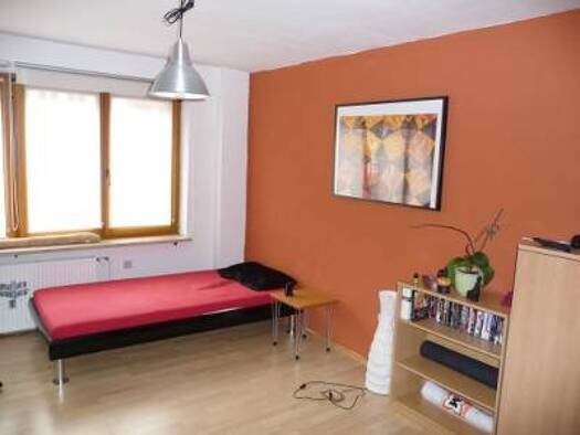 Wohnung zur Miete 370 € 1 Zimmer 28 m² 5 Geschosse frei ab sofort Lorenz Nürnberg 90402