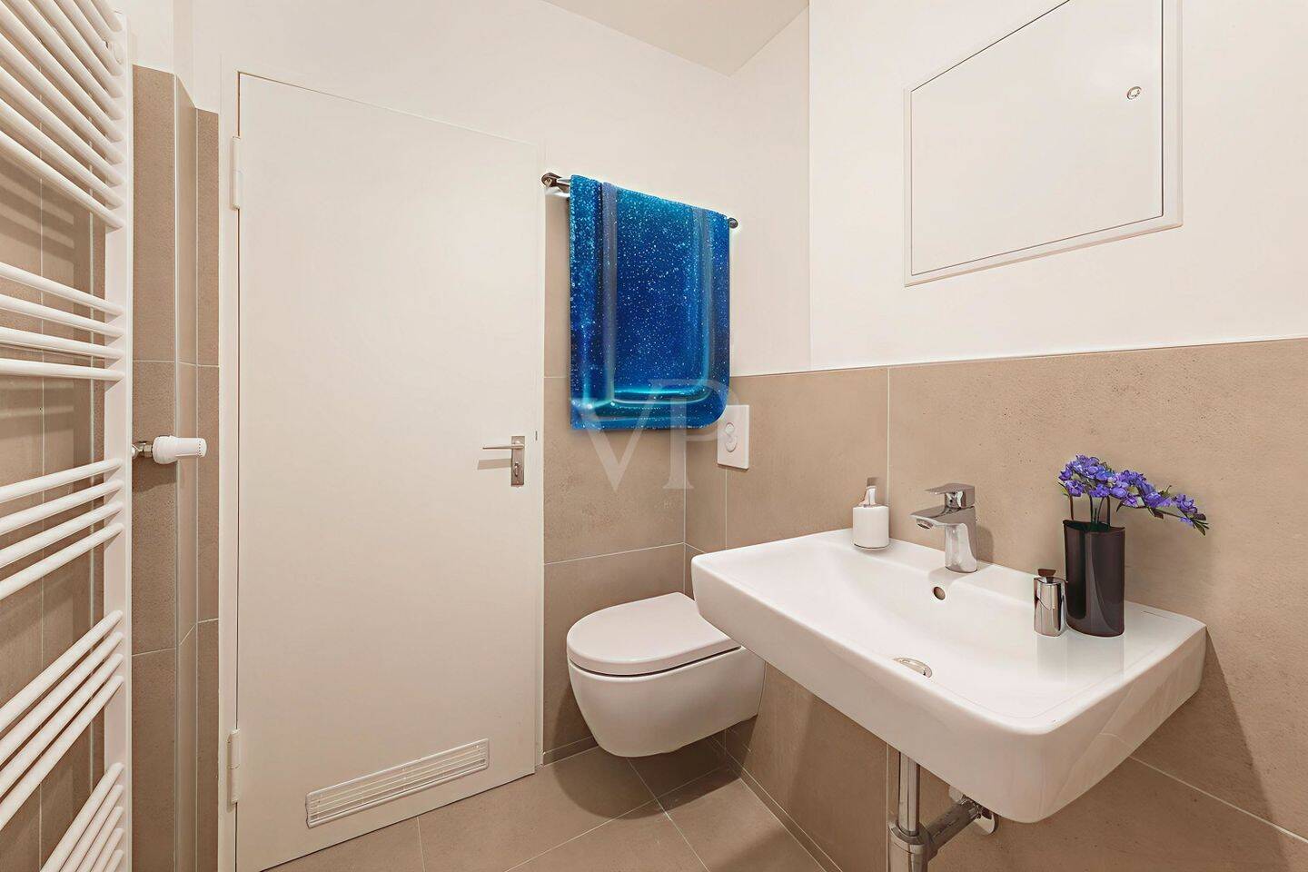 Property thumbnail 7