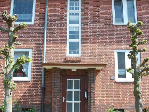 Wohnung zur Miete 295 € 2 Zimmer 45,5 m² 3. Geschoss frei ab 01.02.2026 Edzardstraße 19 Siebethsburg Wilhelmshaven 26386