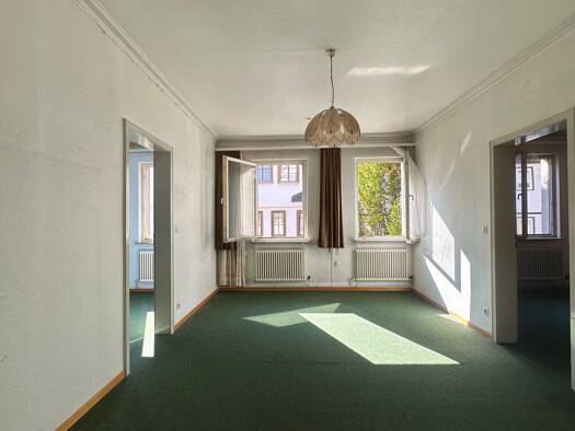 Wohnung zur Miete 1.322 € 4 Zimmer 93 m² Geschoss 1/3 frei ab sofort Schlossstraße 12 Leonberg Leonberg 71229