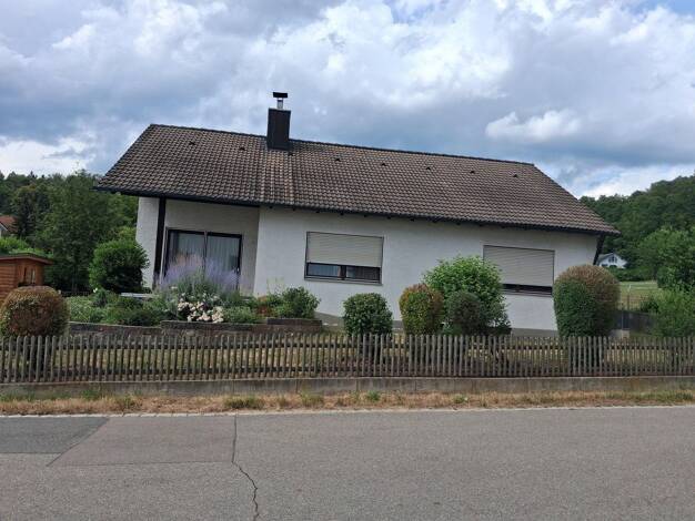 Einfamilienhaus zur Miete 1.400 € 4 Zimmer 106 m² 673 m² Grundstück frei ab 01.09.2026 Von-Ostrach-Straße 14 Dinkelscherben 86424
