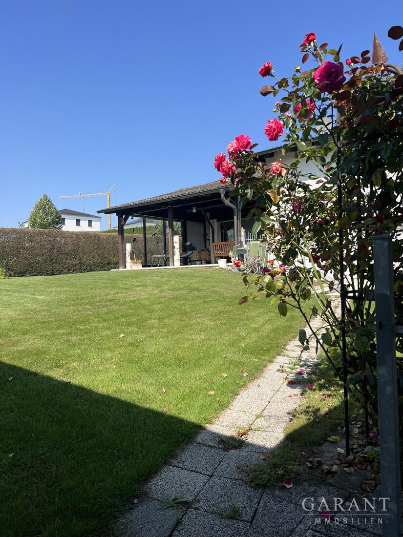 Einfamilienhaus zum Kauf 550.000 € 7 Zimmer 112 m²<br/>Wohnfläche 811 m²<br/>Grundstück Dünzing Vohburg a.d.Donau 85088