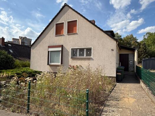 Einfamilienhaus zum Kauf 190.000 € 5 Zimmer 148,7 m² 783 m² Grundstück Helmstedt 38350