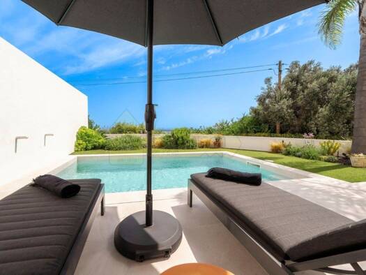 Haus zum Kauf 2.050.000 € 342 m² 123 m² Grundstück Santa Bárbara De Nexe 8005