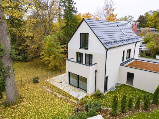 Einfamilienhaus zum Kauf - Erstbezug 2.289.500 € 7 Zimmer 215 m² 462 m² Grundstück Pöcking 82343