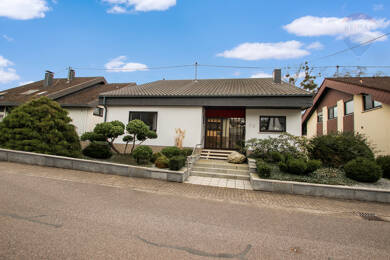 Bungalow zum Kauf 485.000 € 5 Zimmer 160 m² 771 m² Grundstück Wallerfangen Wallerfangen 66798